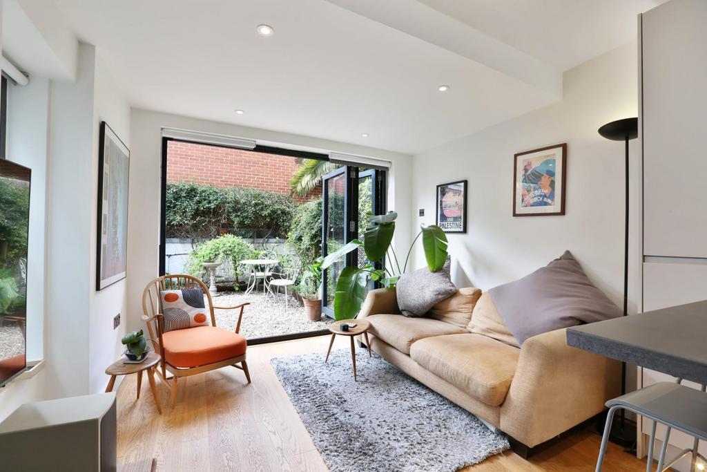 Apartment in London - View 4