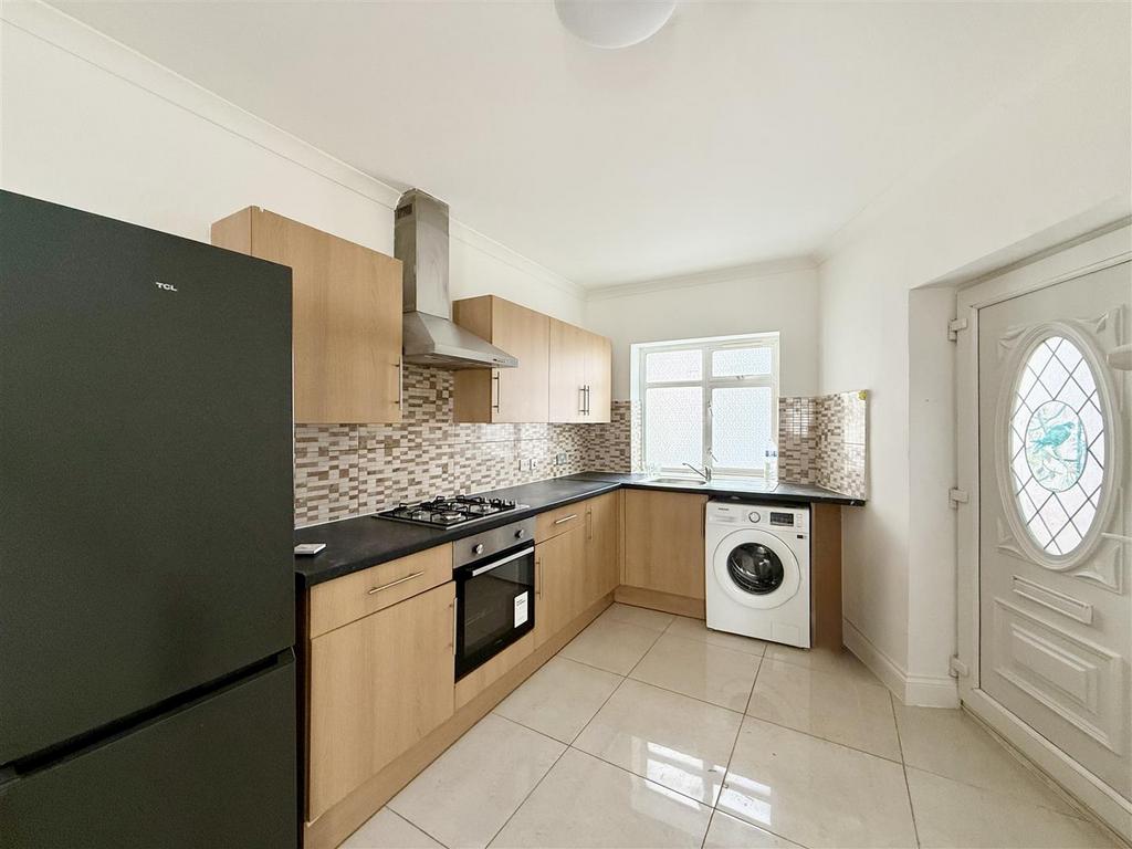 House in Southall - View 5