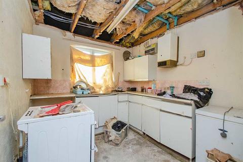 2 bedroom semi-detached bungalow for sale, Oakdene Road, Burntwood WS7