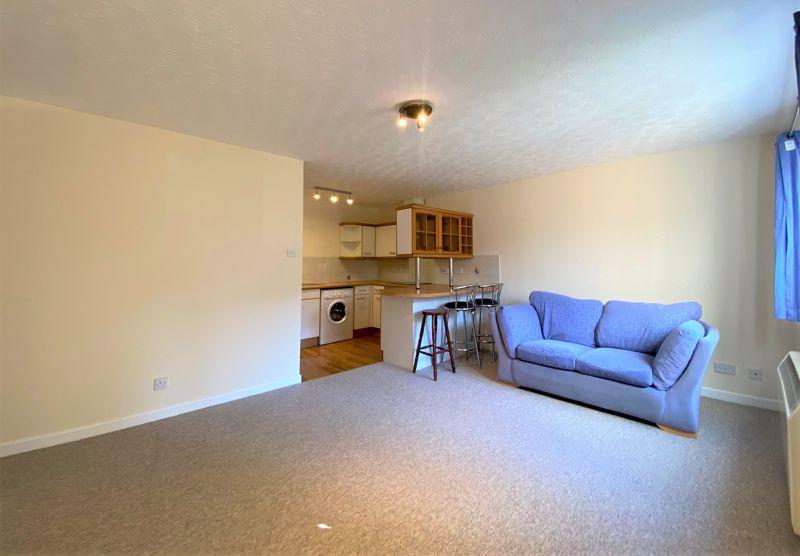 Apartment in Oxford - View 3