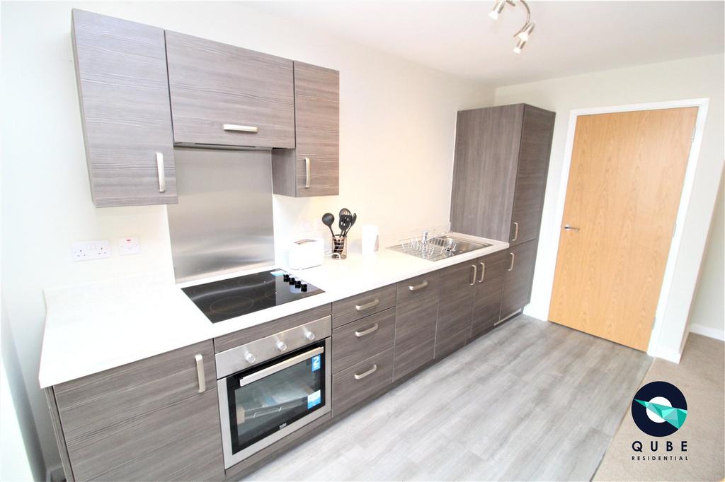 Apartment in Salford - View 3