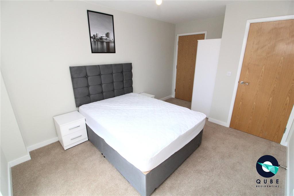 Apartment in Salford - View 4