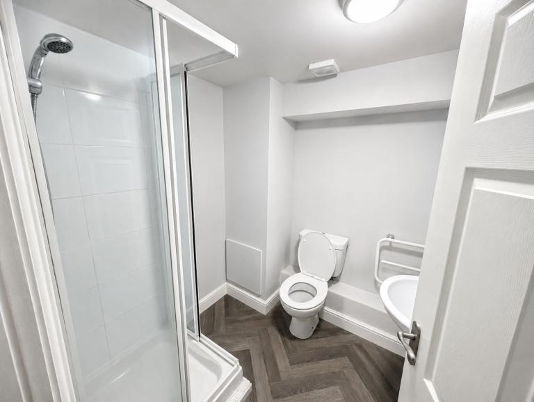 Apartment in Leicester - View 5