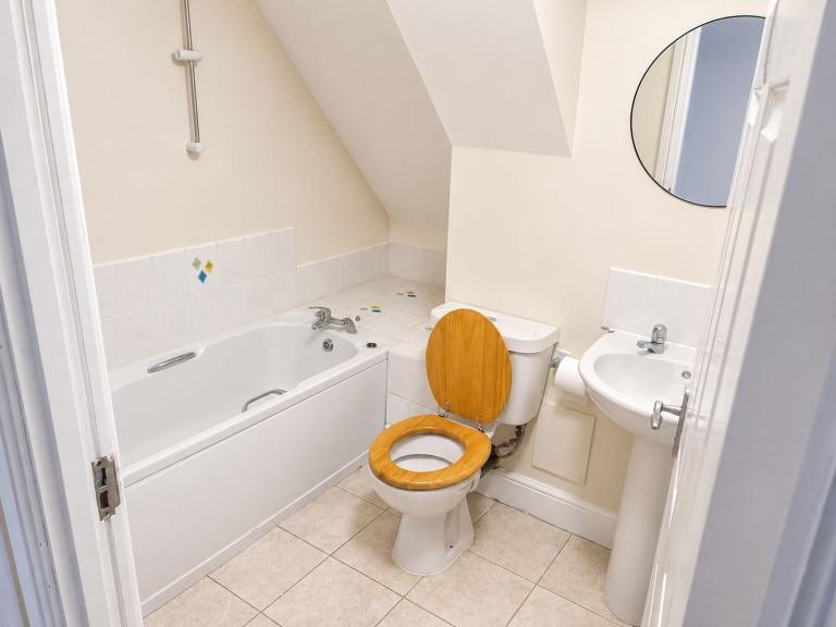 Apartment in Leicester - More