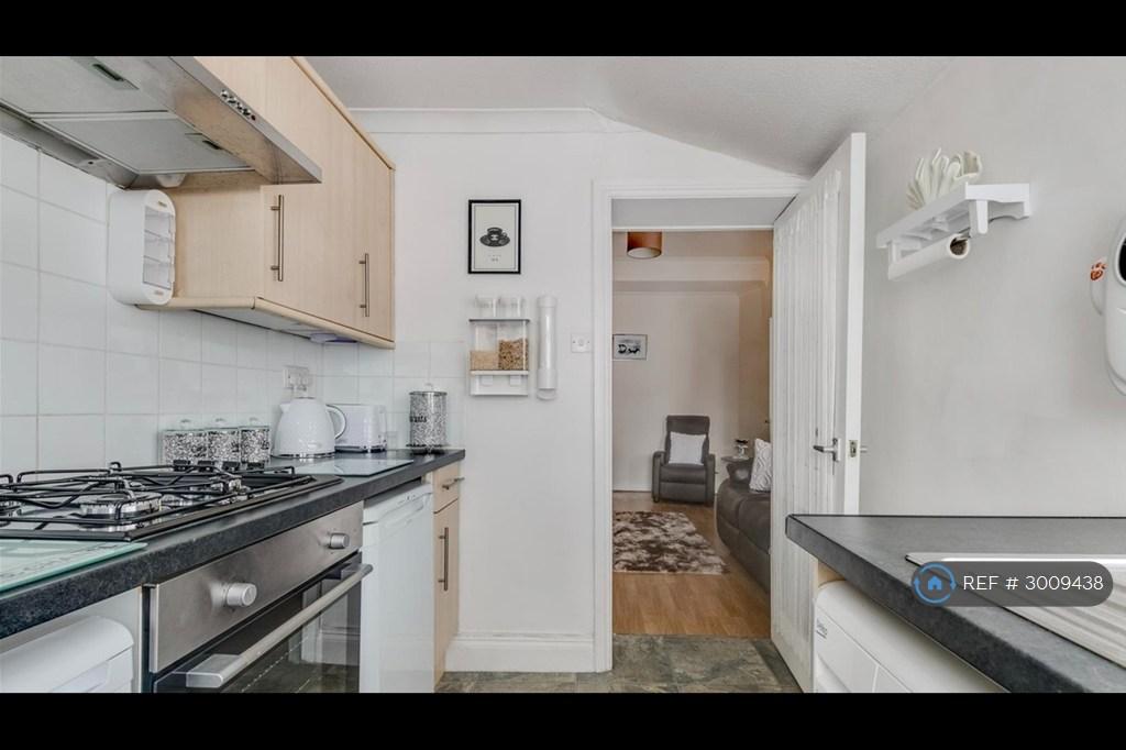 Apartment in London - View 2