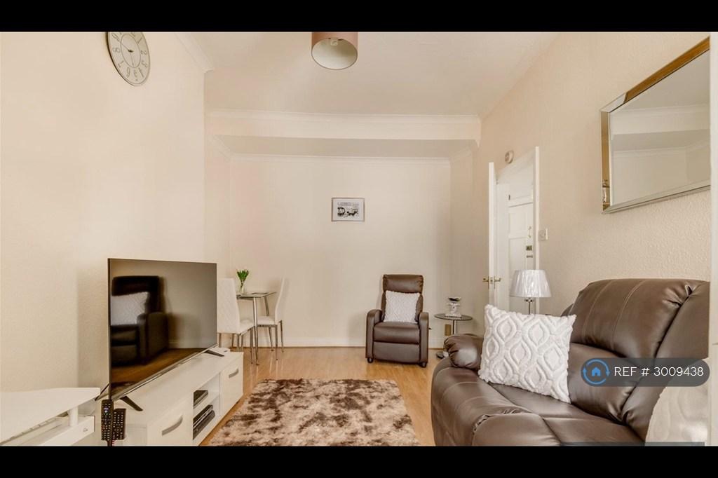 Apartment in London - View 3
