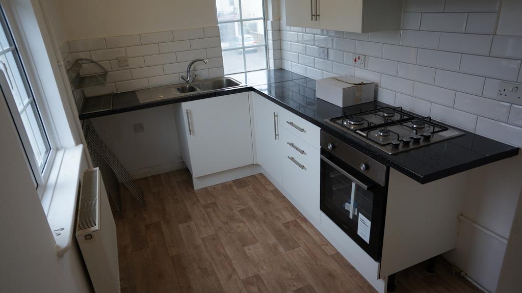 Apartment in Oxford, Temple Cowley, Cowley - View 2