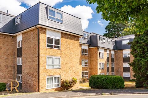 1 bedroom apartment for sale, Lampits, Hoddesdon EN11