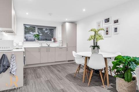 1 bedroom apartment for sale, Lampits, Hoddesdon EN11