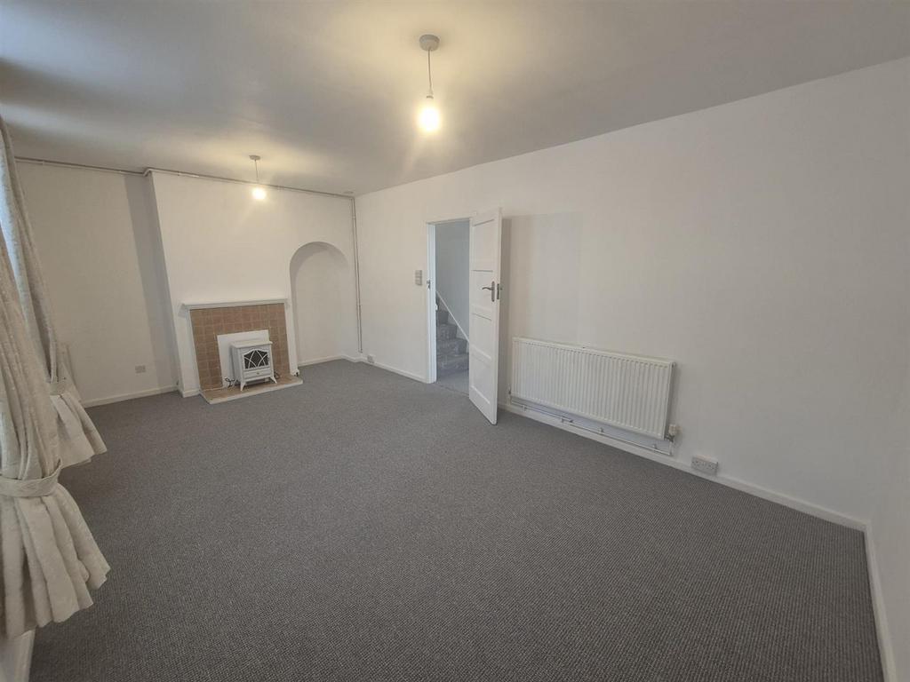 House in Mitcham - View 2