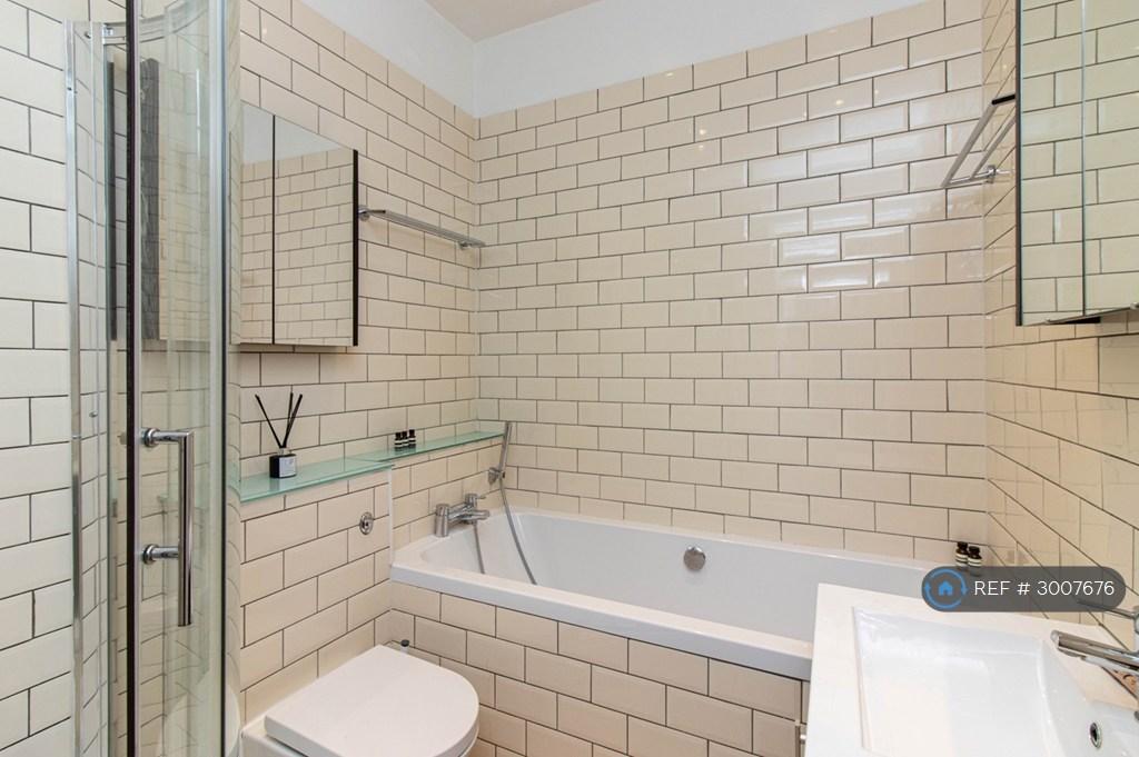 Apartment in London - View 5