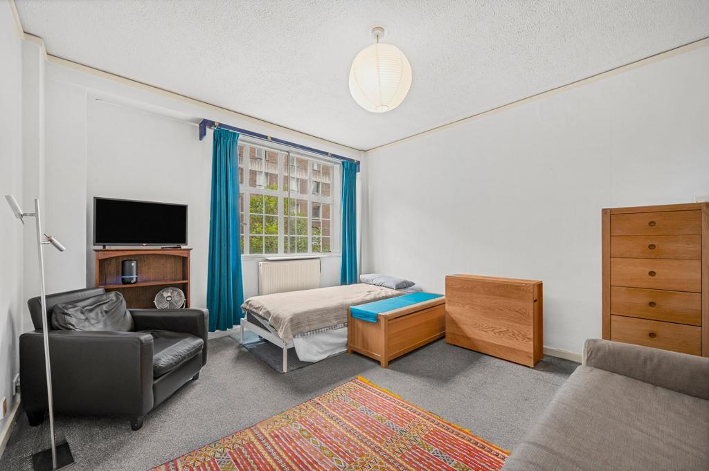 Apartment in London - View 2
