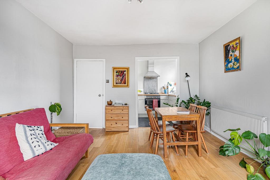 Apartment in London - View 2