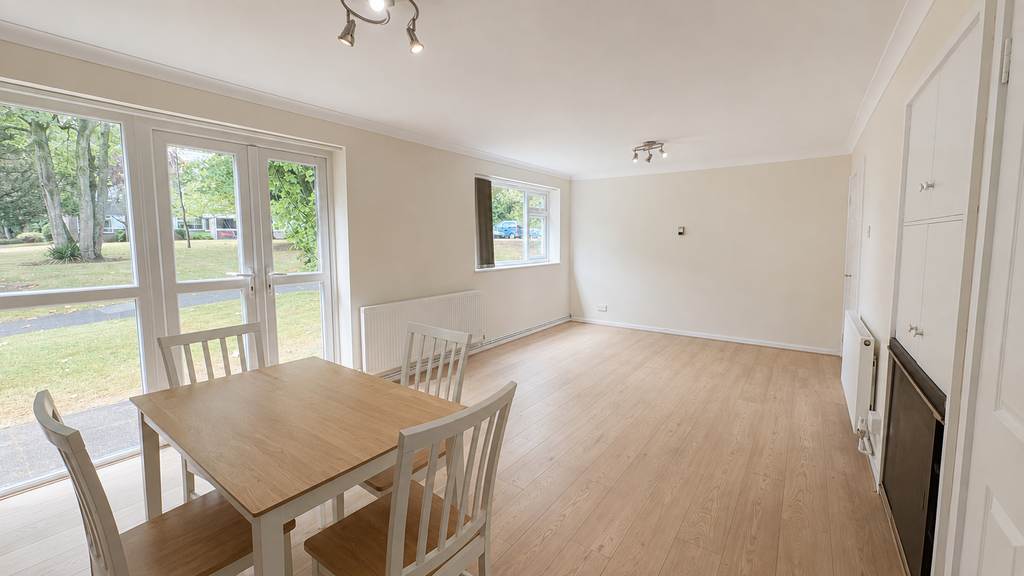 Apartment in Birmingham, West Midlands - View 3
