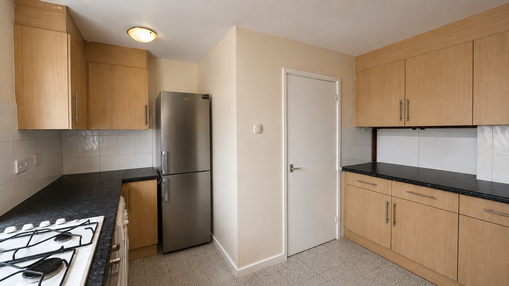 Apartment in Birmingham, West Midlands - View 4