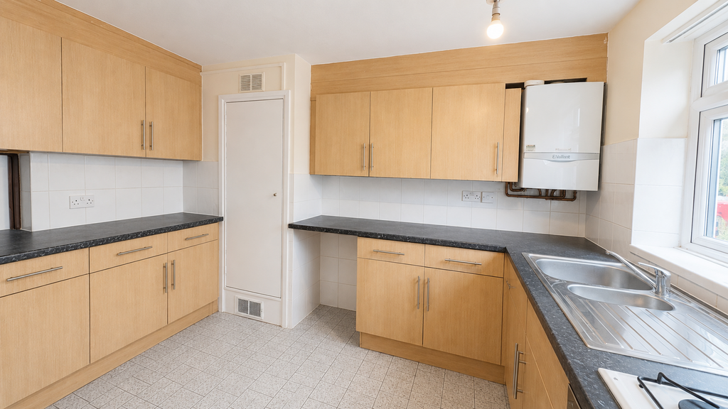 Apartment in Birmingham, West Midlands - View 5