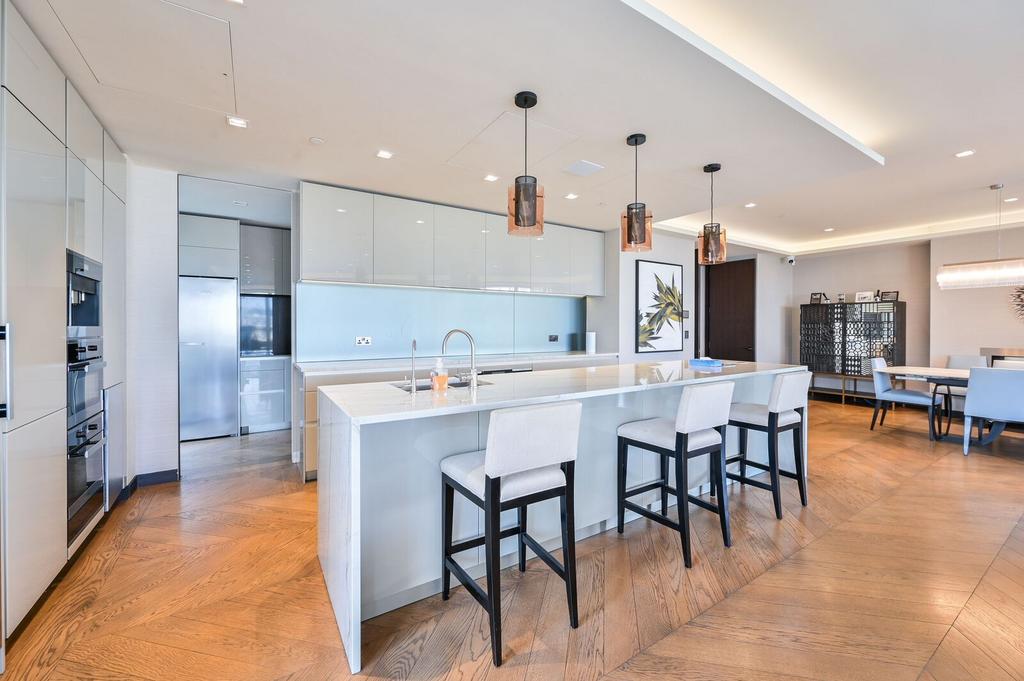 Apartment in London - View 4