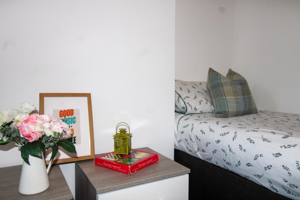Apartment in CARDIFF - View 4