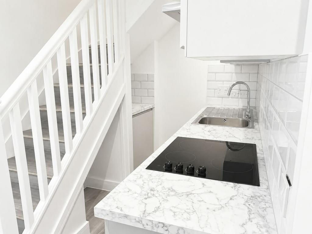 Apartment in SOUTHAMPTON - View 3