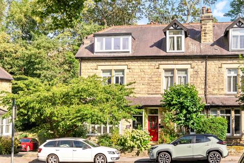 4 bedroom terraced house for sale, St. Marys Walk, Harrogate, HG2