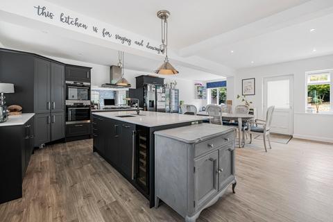 5 bedroom detached house for sale, Lucastes Lane, Haywards Heath, West Sussex, RH16