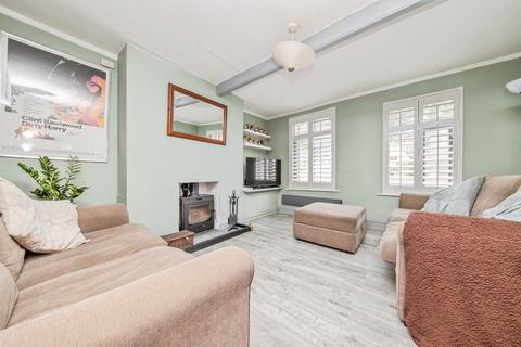 3 bedroom end of terrace house for sale, High Street, Sproughton, Ipswich