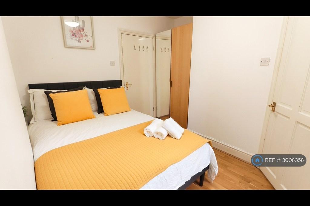 Apartment in London - View 3