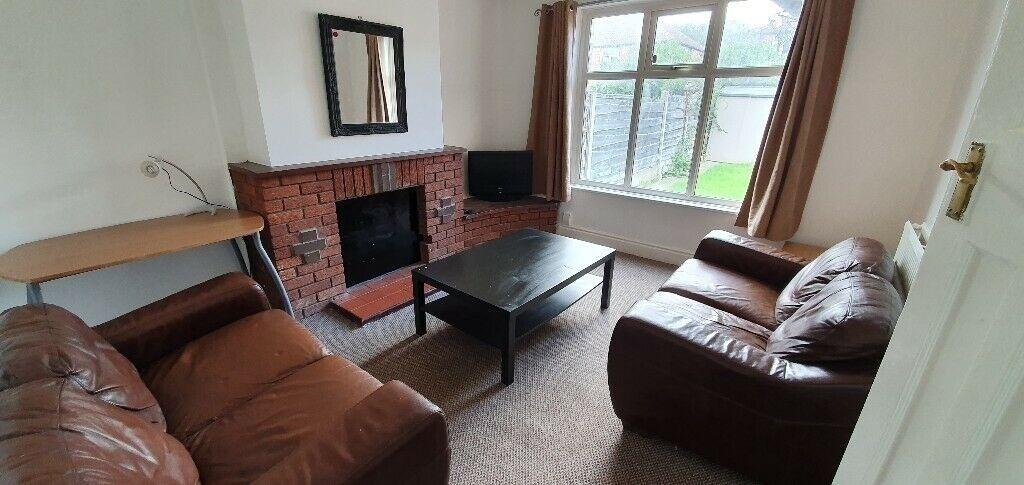 Delacourt Road, Manchester, M14