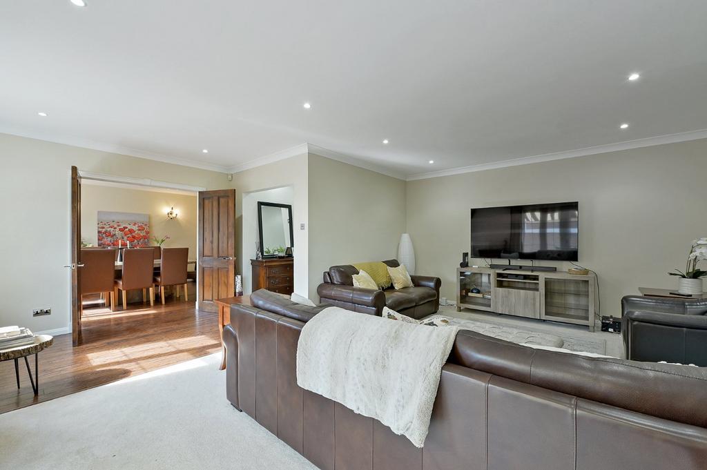 House in Stanmore - View 3