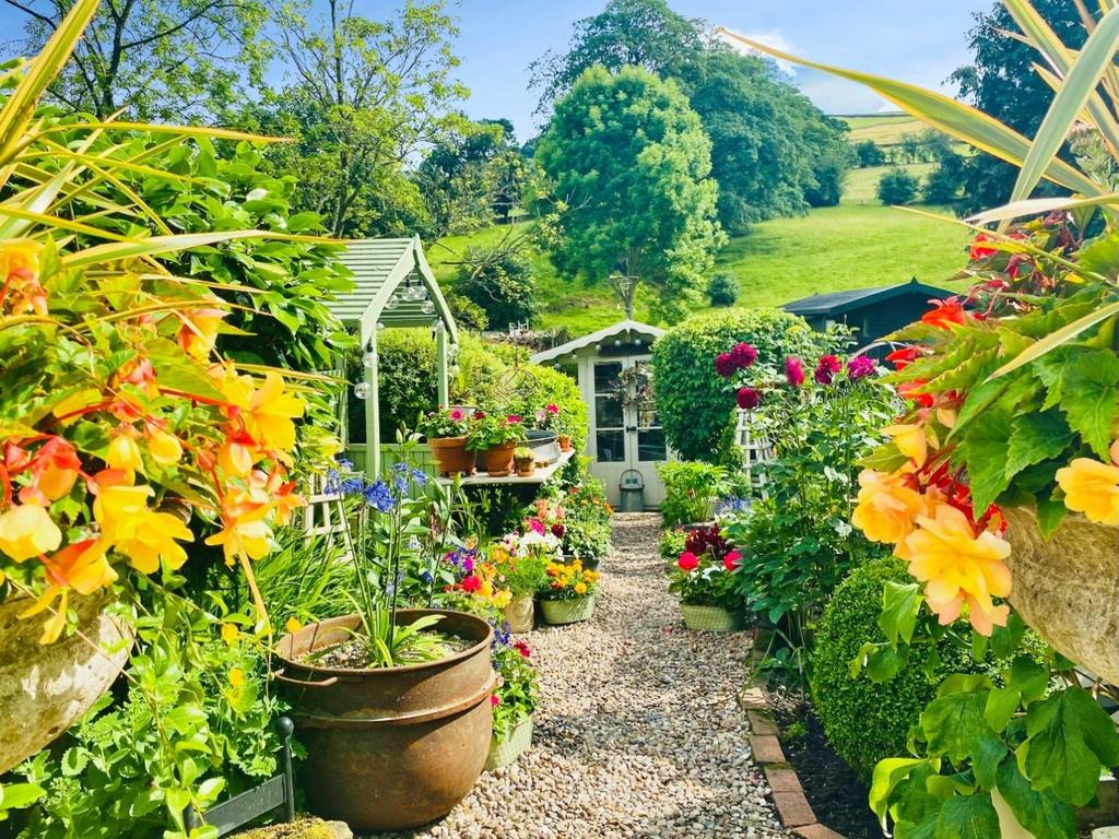 House in Keighley - View 3