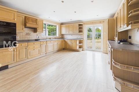 4 bedroom detached bungalow for sale, The Street, Bury St. Edmunds IP31