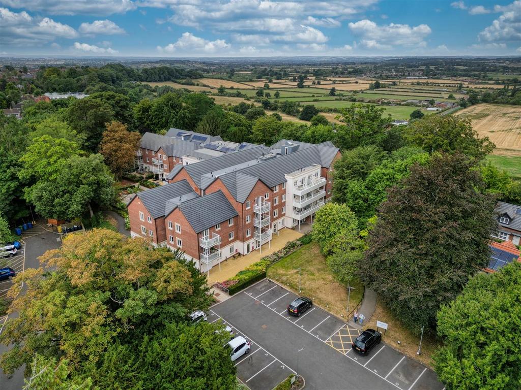 Apartment in Devizes