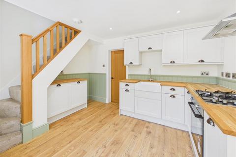 2 bedroom cottage for sale, Station Road, Brough