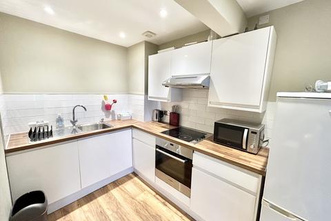 2 bedroom apartment to rent, South Parade, SOUTHSEA