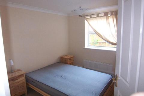 2 bedroom flat to rent, Synor House, 20 Ordnance Road, Southampton, SO15