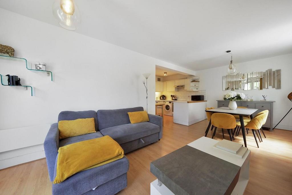 Apartment in London, St. George in the East, Shadwell - View 5