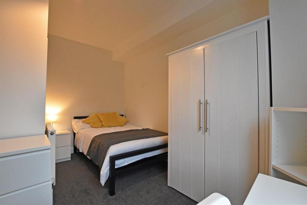 House in Nottingham, Sneinton - View 3