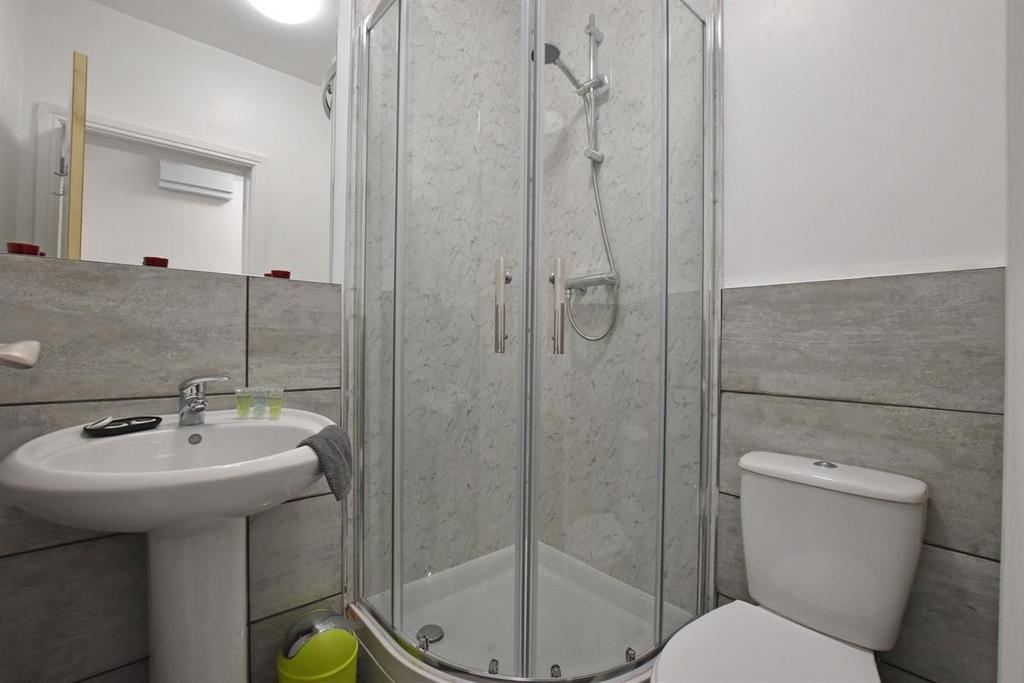 House in Nottingham, Sneinton - View 5