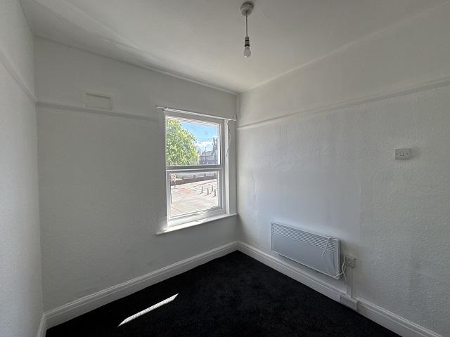 House in Sheffield, South Yorkshire - View 5