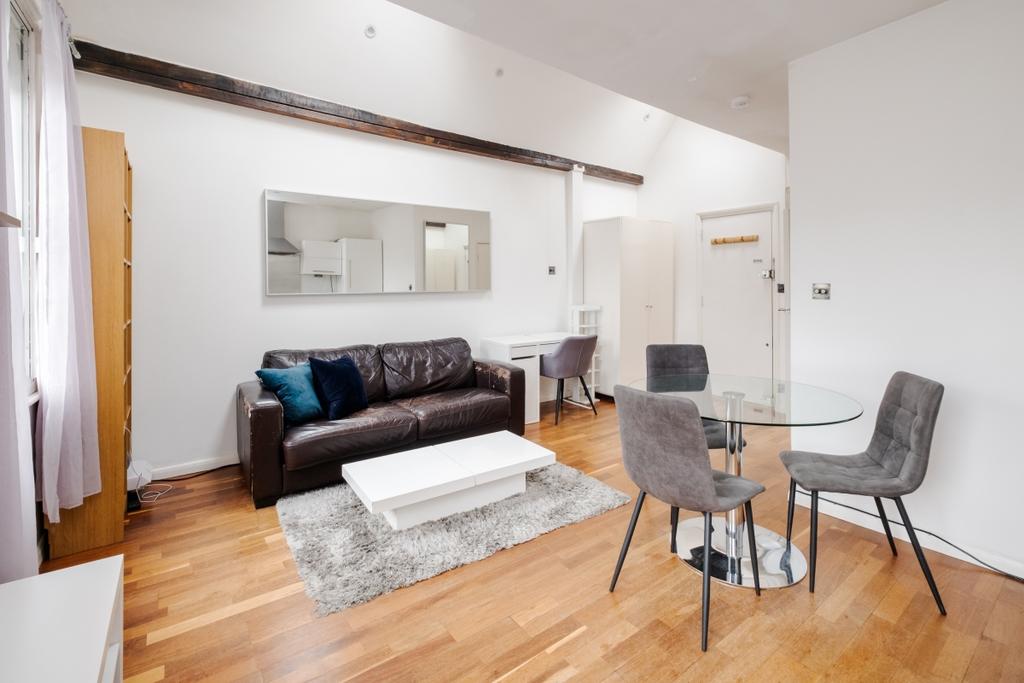 Apartment in London - View 4