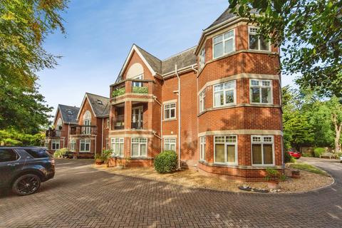 3 bedroom flat for sale, Wicks Lane, Formby, Liverpool, Merseyside, L37