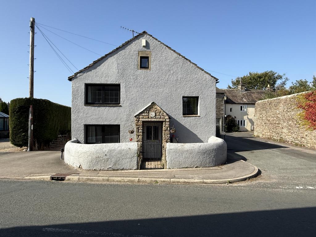 Detached house exterior