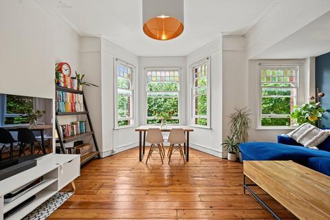 2 bedroom apartment for sale, Kyverdale Road, London, N16