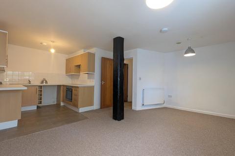 2 bedroom flat to rent, London Road, Dover, Kent, CT17