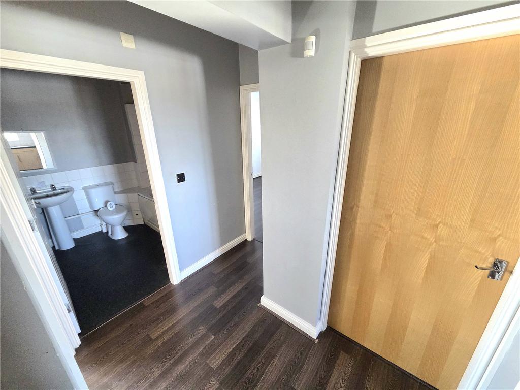 Apartment in Liverpool - View 2
