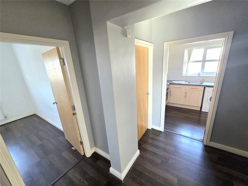 Apartment in Liverpool - View 3