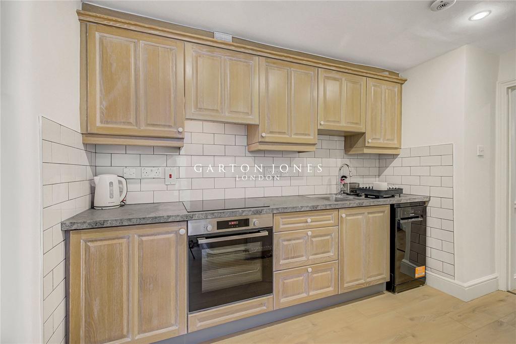Apartment in Westminster - View 5