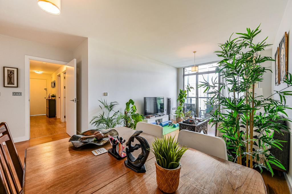 Apartment in London - View 5