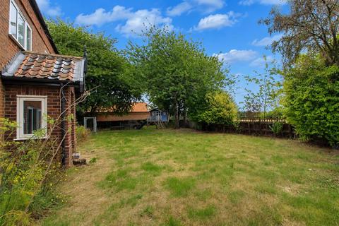 4 bedroom detached house to rent, Haveringland Norwich