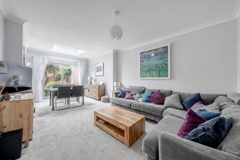 4 bedroom semi-detached house for sale, Arncliffe Road, Harrogate, HG2